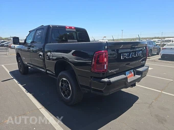2026 Ram 2500 Laramie Crew Cab Medium Bed – miniatura 6