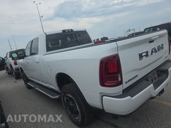 2026 Ram 2500 Laramie Crew Cab Medium Bed - miniatura 6