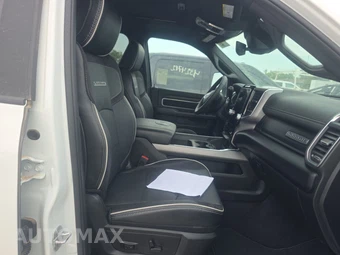2026 Ram 2500 Laramie Crew Cab Medium Bed - miniatura 8