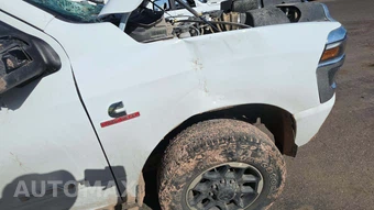 2026 Ram 2500 Laramie Crew Cab Medium Bed - miniatura 35