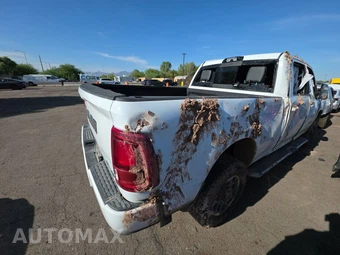 2026 Ram 2500 Laramie Crew Cab Medium Bed - miniatura 4