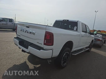 2026 Ram 2500 Laramie Crew Cab Medium Bed - miniatura 4