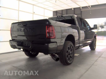 2026 Ram 2500 Laramie Extended Crew Cab Medium Bed – miniatura 4