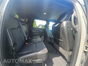 2026 Ram 2500 Laramie Extended Crew Cab Medium Bed – miniatura 16
