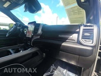 2026 Ram 2500 Laramie Extended Crew Cab Medium Bed – miniatura 19