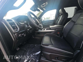 2026 Ram 2500 Laramie Extended Crew Cab Medium Bed – miniatura 6