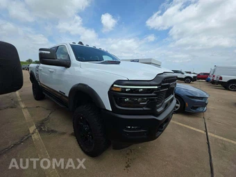 2026 Ram 2500 Power Wagon Crew Cab Medium Bed – miniatura 4