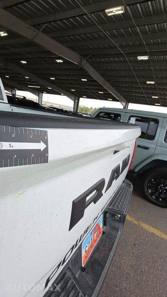 2026 Ram 2500 Power Wagon Crew Cab Medium Bed - miniatura 21