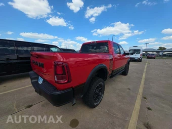 2026 Ram 2500 Power Wagon Crew Cab Medium Bed – miniatura 3