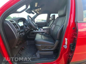 2026 Ram 2500 Power Wagon Crew Cab Medium Bed – miniatura 6