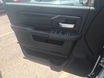 2026 Ram 2500 Power Wagon Crew Cab Medium Bed - miniatura 9