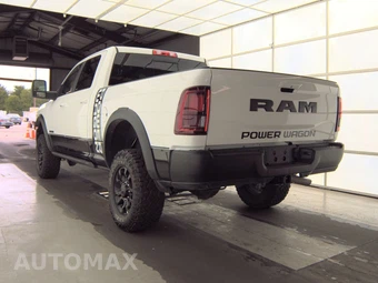 2026 Ram 2500 Power Wagon Crew Cab Medium Bed – miniatura 6