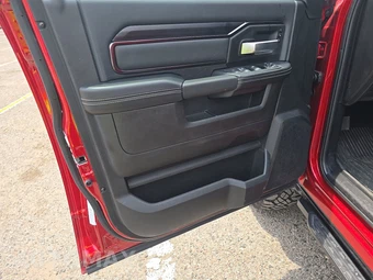 2026 Ram 2500 Power Wagon Crew Cab Medium Bed – miniatura 9