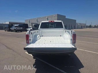 2026 Ram 2500 Power Wagon Crew Cab Medium Bed – miniatura 11