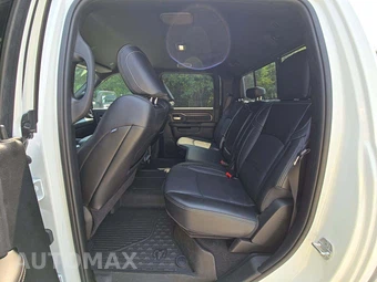 2026 Ram 2500 Power Wagon Crew Cab Medium Bed – miniatura 10