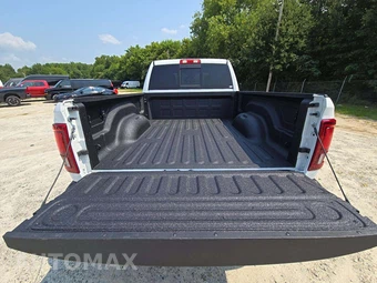 2026 Ram 2500 Power Wagon Crew Cab Medium Bed – miniatura 11