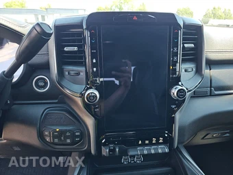 2026 Ram 2500 Power Wagon Crew Cab Medium Bed – miniatura 11