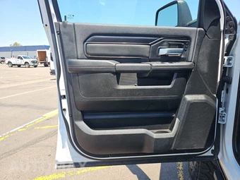 2026 Ram 2500 Power Wagon Crew Cab Medium Bed – miniatura 9