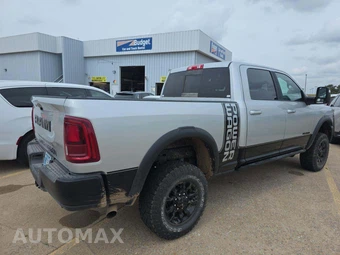 2026 Ram 2500 Power Wagon Crew Cab Medium Bed – miniatura 3