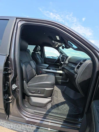 2026 Ram 2500 Power Wagon Crew Cab Medium Bed – miniatura 15