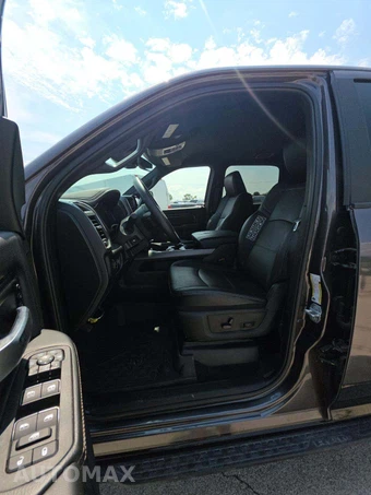 2026 Ram 2500 Power Wagon Crew Cab Medium Bed – miniatura 3