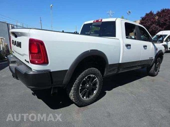 2026 Ram 2500 Rebel Crew Cab Medium Bed – miniatura 3