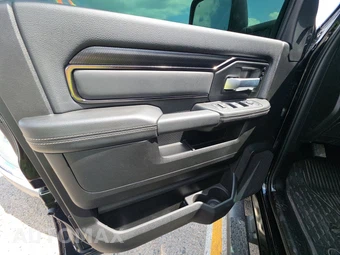 2026 Ram 2500 Rebel Crew Cab Medium Bed – miniatura 9