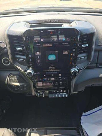 2026 Ram 2500 Rebel Crew Cab Medium Bed - miniatura 11