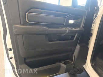 2026 Ram 2500 Rebel Crew Cab Medium Bed – miniatura 9
