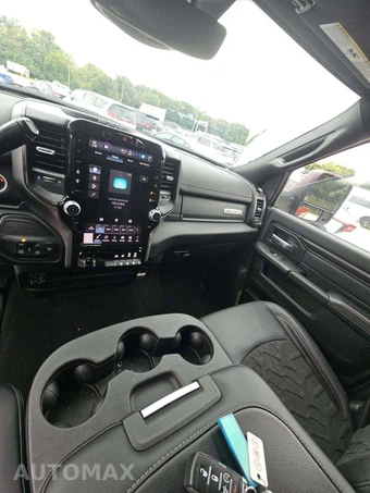 2026 Ram 2500 Rebel Crew Cab Medium Bed - miniatura 10