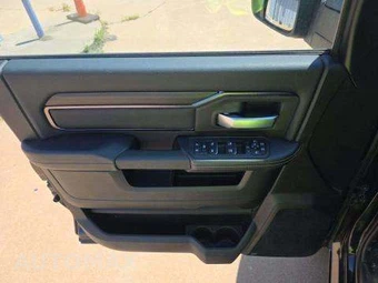 2026 Ram 2500 Rebel Crew Cab Medium Bed – miniatura 36