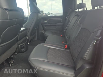 2026 Ram 2500 Rebel Crew Cab Medium Bed – miniatura 13