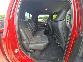 2026 Ram 2500 Rebel Crew Cab Medium Bed – miniatura 13