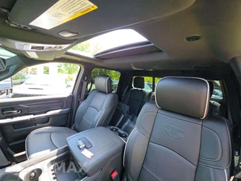 2026 Ram 2500 Rebel Crew Cab Medium Bed – miniatura 11