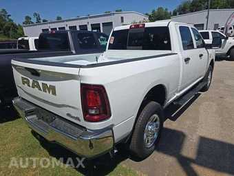 2026 Ram 2500 Tradesman Crew Cab Medium Bed – miniatura 3