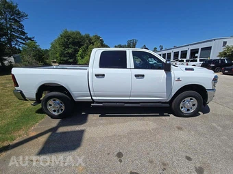 2026 Ram 2500 Tradesman Crew Cab Medium Bed – miniatura 4