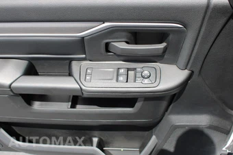2026 Ram 2500 Tradesman Regular Cab Long Bed - miniatura 18