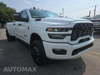 2026 Ram 3500 Big Horn Crew Cab Long Bed DRW – miniatura 4