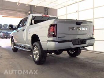 2026 Ram 3500 Big Horn Crew Cab Medium Bed - miniatura 6