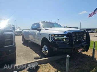 2026 Ram 3500 Laramie Crew Cab Long Bed DRW – miniatura 3