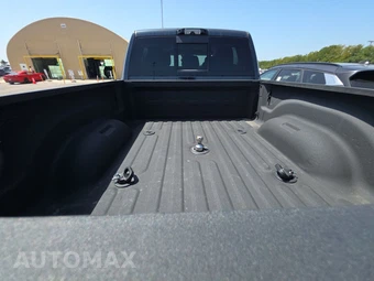2026 Ram 3500 Longhorn Extended Crew Cab Medium Bed DRW – miniatura 16