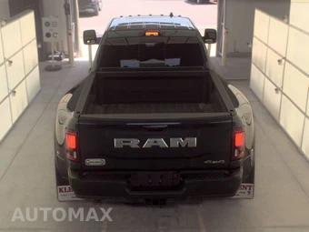 2026 Ram 3500 Longhorn Extended Crew Cab Medium Bed DRW – miniatura 5