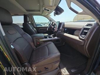 2026 Ram 3500 Longhorn Extended Crew Cab Medium Bed DRW – miniatura 8