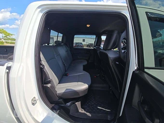 2026 Ram 3500 Tradesman Crew Cab Long Bed - miniatura 13