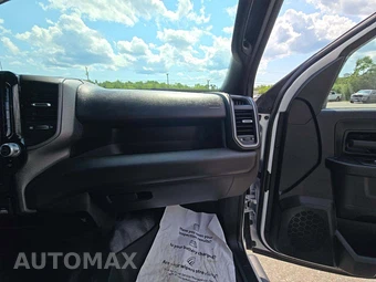 2026 Ram 3500 Tradesman Crew Cab Long Bed - miniatura 16