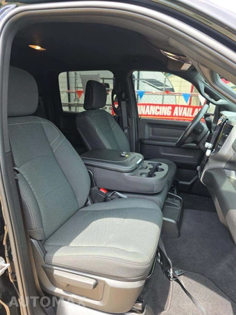 2026 Ram 3500 Tradesman Crew Cab Long Bed DRW - miniatura 18