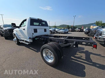 2026 Ram 4500 Cab Chassis Big Horn Regular Cab DRW - miniatura 2
