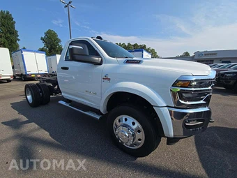 2026 Ram 4500 Cab Chassis Big Horn Regular Cab DRW - miniatura 4
