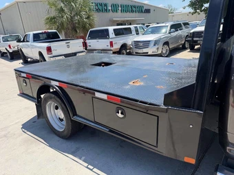 2026 Ram 5500 Cab Chassis Tradesman Crew Cab DRW - miniatura 2
