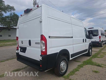 2026 Ram ProMaster 2500 Cargo Van Tradesman w/Passenger Seat High Roof 136.0" WB - miniatura 3
